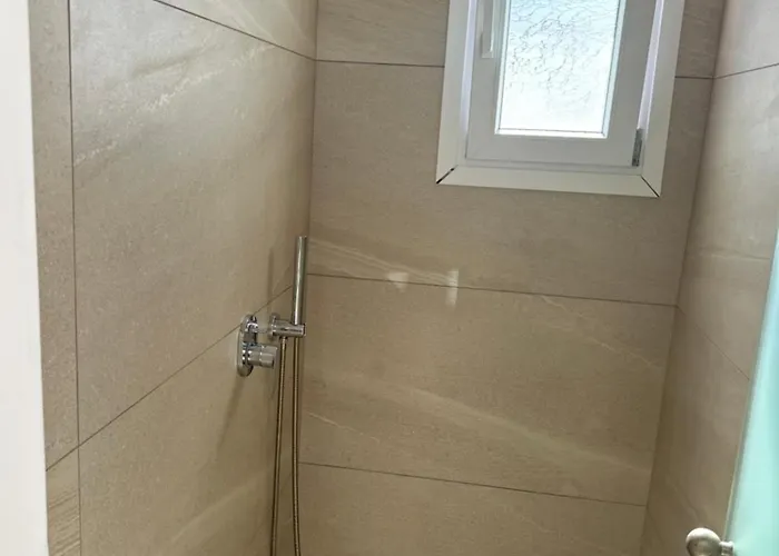 Ene's Mykonos * Kluvász