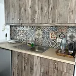 Lägenhet Ene's Mykonos Klouvas