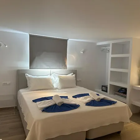 Ene's Mykonos