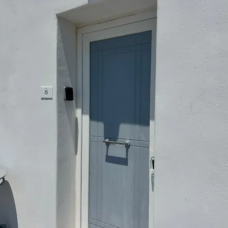 Ene's Mykonos Κλουβάς